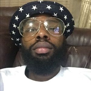 Meet your Posher, Raymon